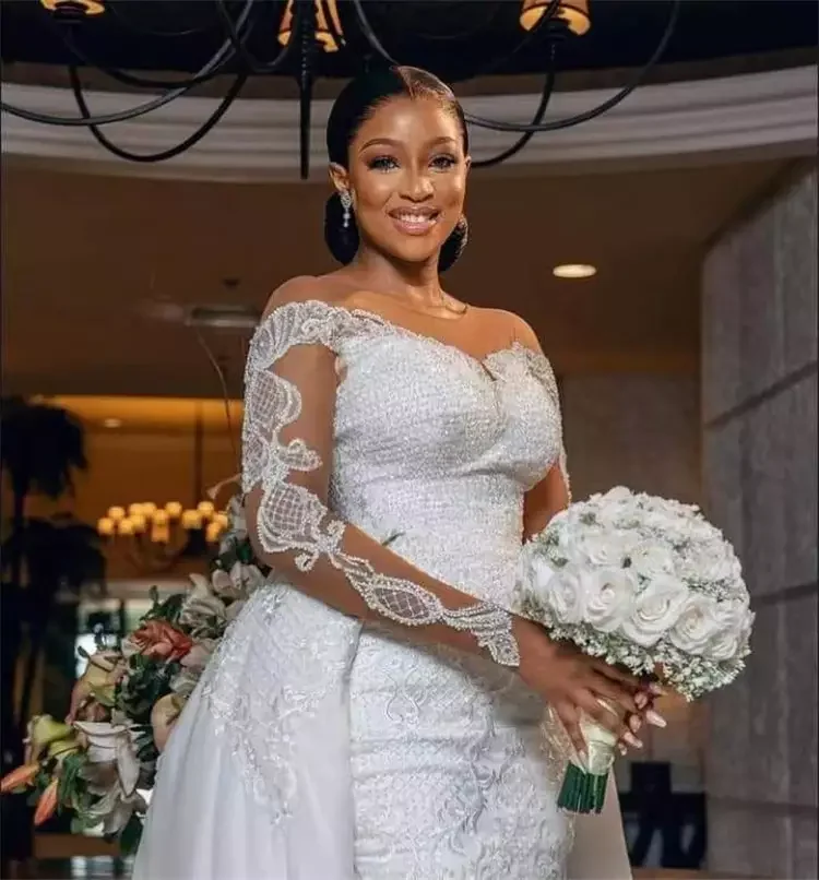 Luxury New African Mermaid Detachable Tailing Wedding Dress Long Sleeve Retro Lace Bridal Large Wedding gown