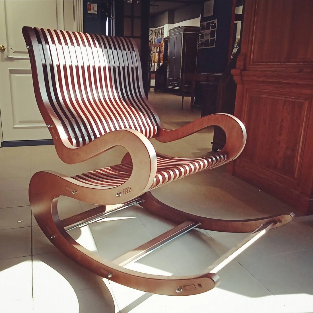 Luxury SHERRINGFORD Modern style comphortable Rocking chair Plywood furniture Living room Snag