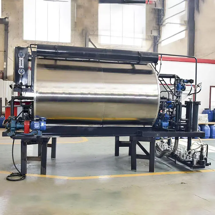 Intelligent Asphalt Road Construction Machinery 4000L Bitumen Emulsion Sprayer Distributor