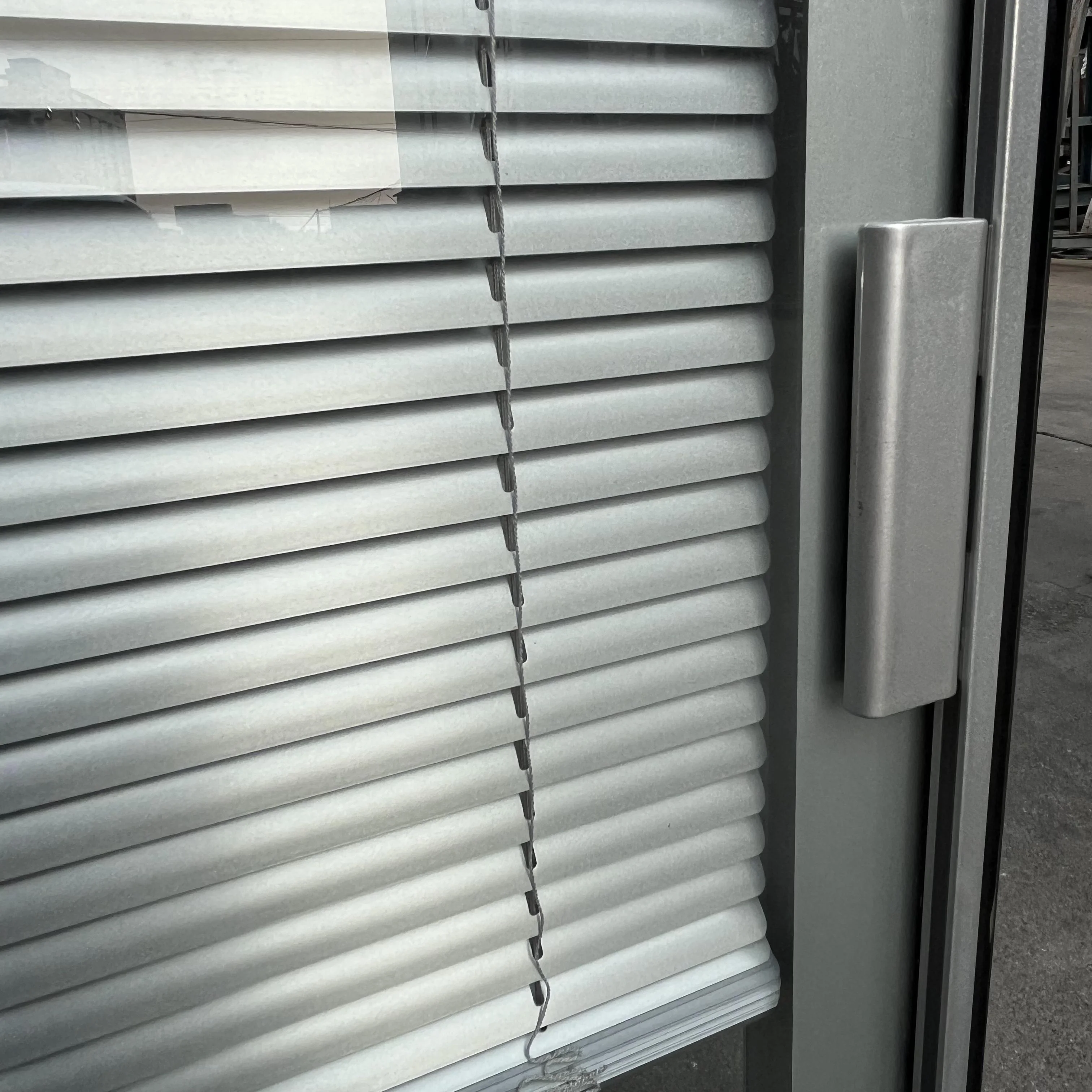 Ulianglass Factory Quick delivery Insulated Blinds Between The Glass Double Pane Glass Window