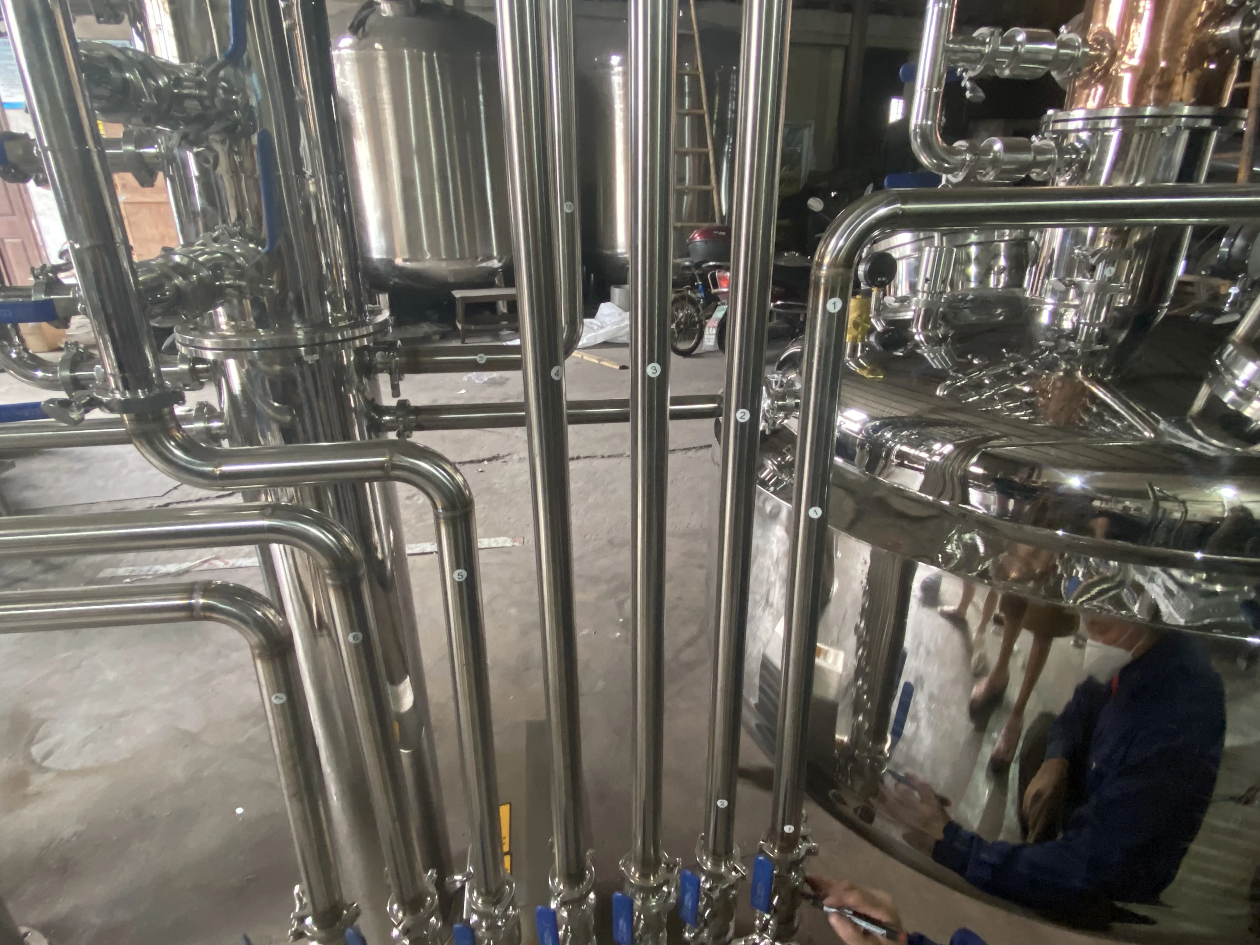 TOWIN 300L/500L/1000L Gin and whiskey distilling equipment distillation machine for sales