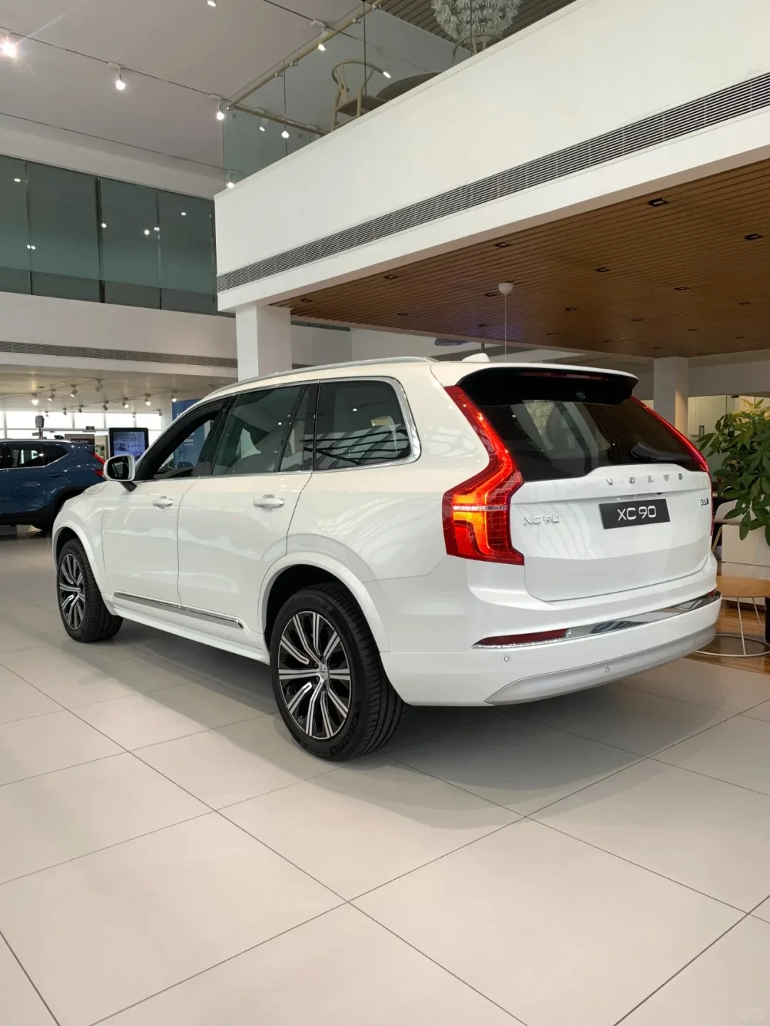 Used Vol vo XC90 B5 B6 2.0L Hybrid Large SUV Luxury 5/7 Seats 4WD Vol vo XC90