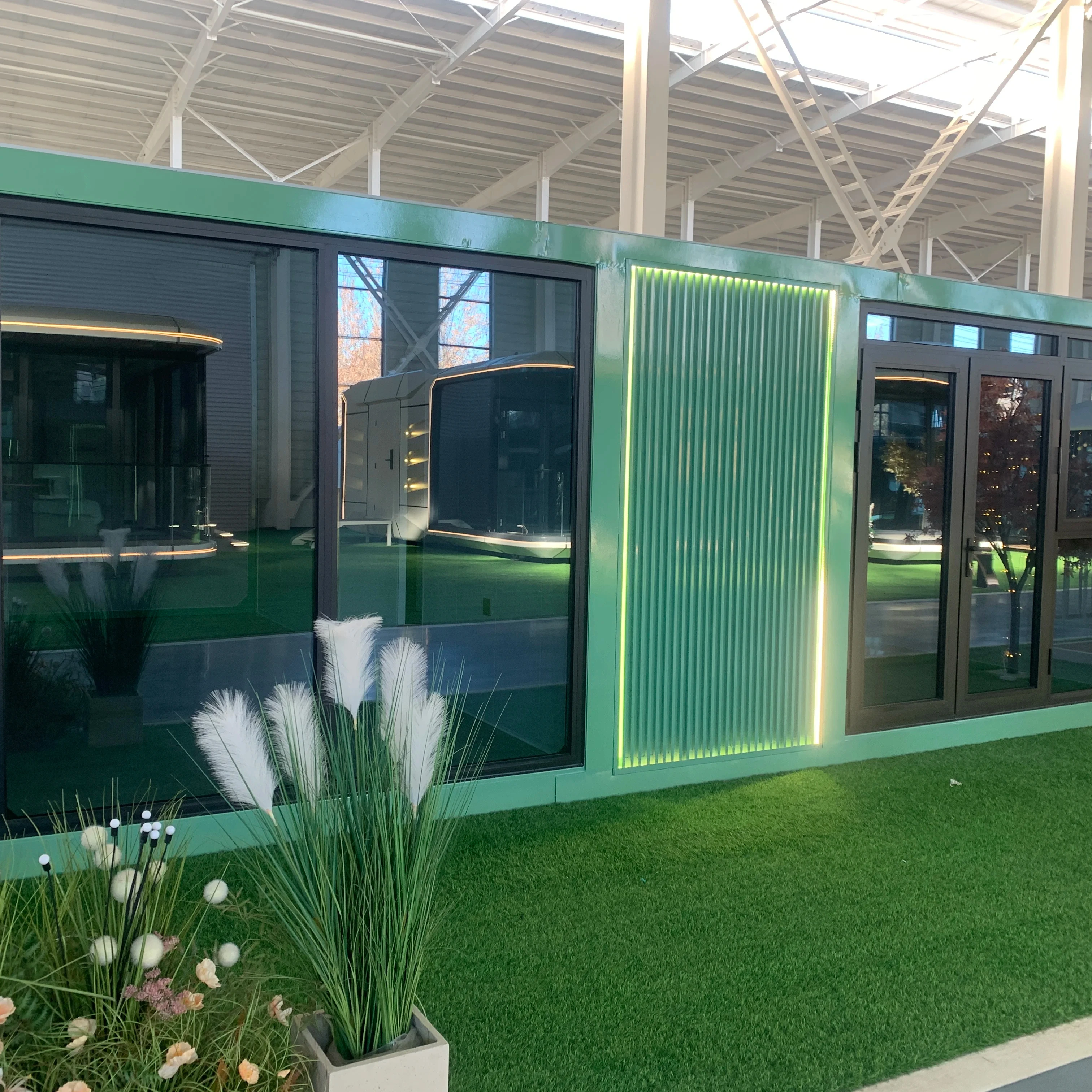 High-End Double Wing Expansion Folding House High Quality Container Houses for Camping Accommodation