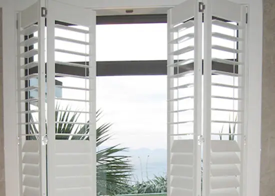 Eco-friendly  China custom horizontal louvers panel plantation shutters for window bifold shutter