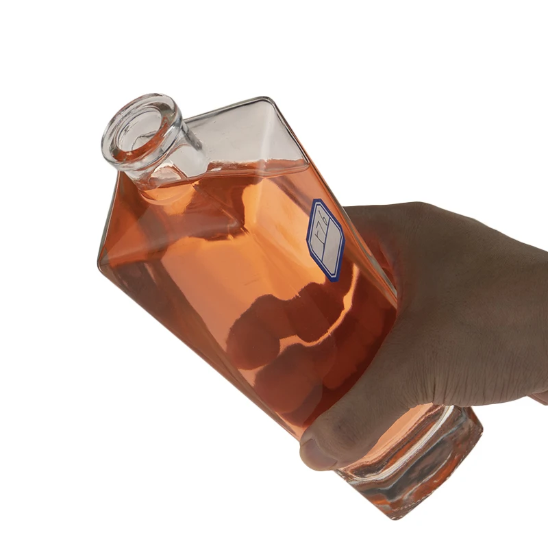 500ml 700ml 750ml custom premium taper tall exclusive delicate rum whiskey vodka liquor spirit glass bottle with cork top