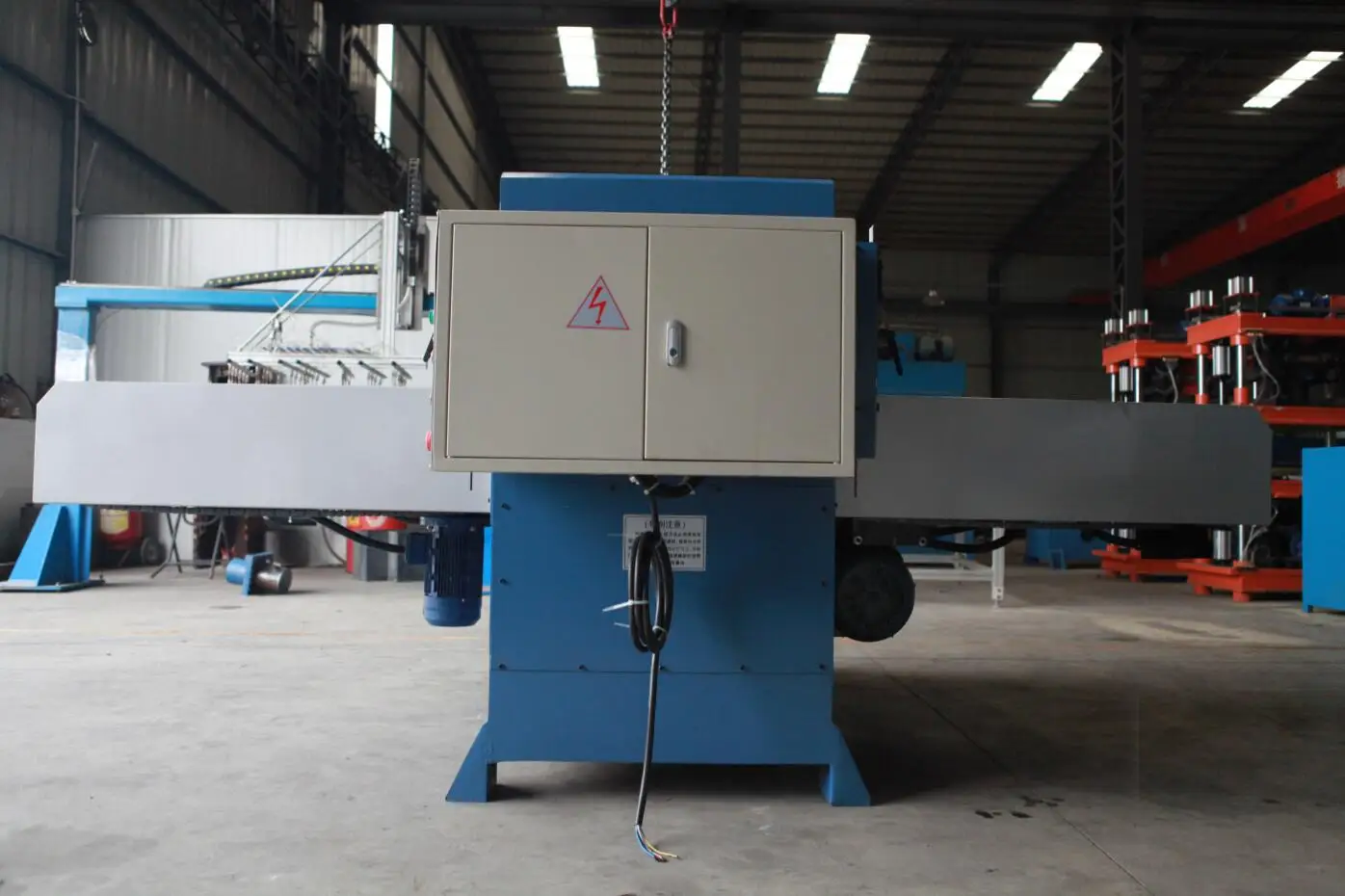 Bilateral Working Hydraulic Blister Die Cutting Machine