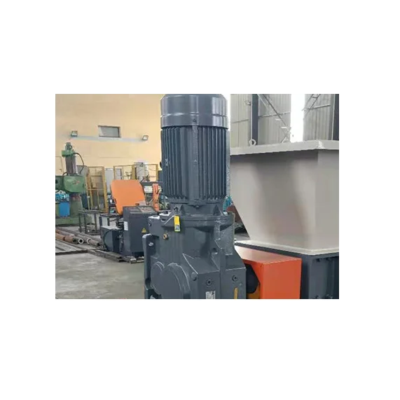 Good Quality Strong Coupling High Performance Waste Car Bumpers/cars/motorbikes/bikes Tire Shredder Machine
