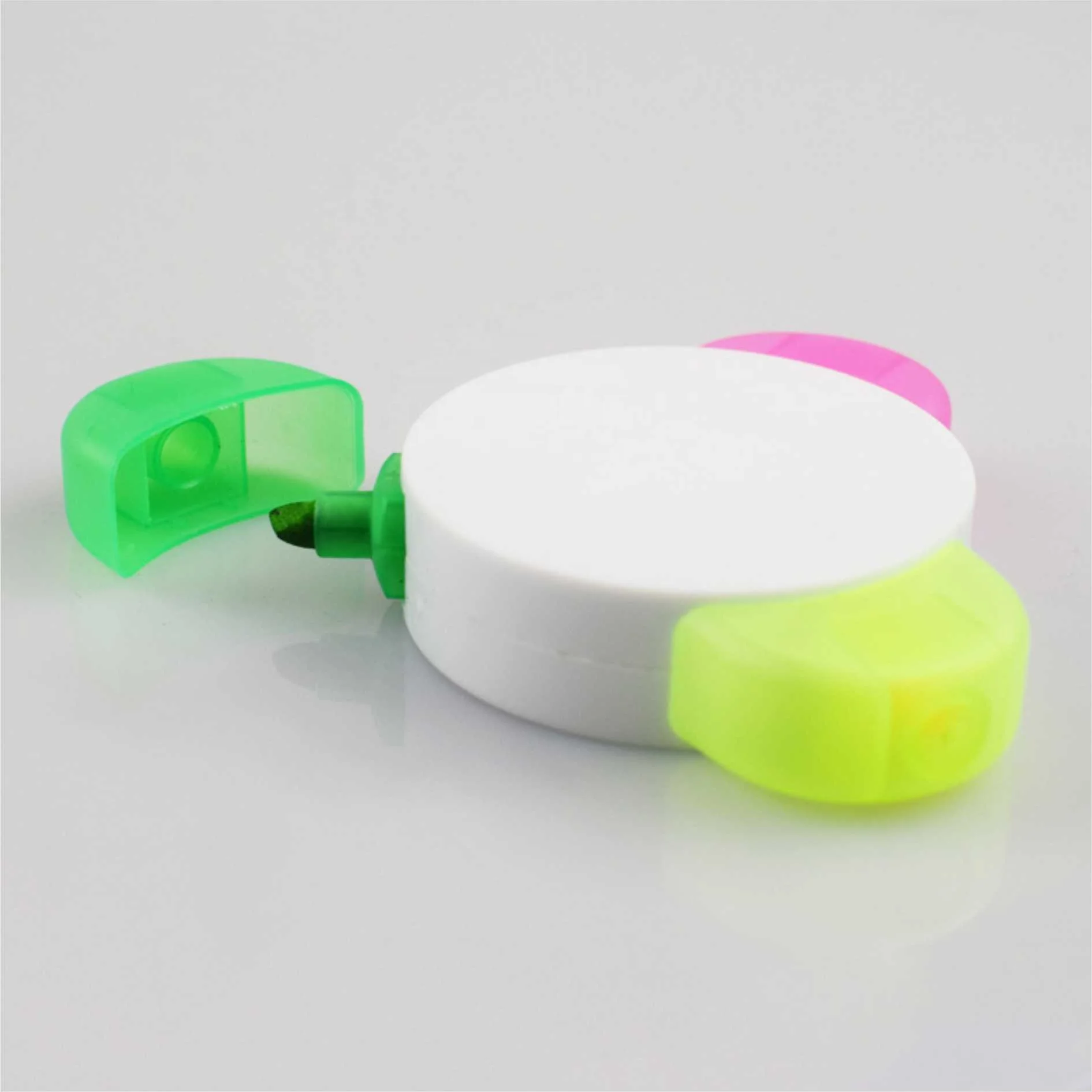 Factory Low MOQ Students Stationery Office Supplies 3 Colors Flower Shape Plastic Mini Highlighter Pen