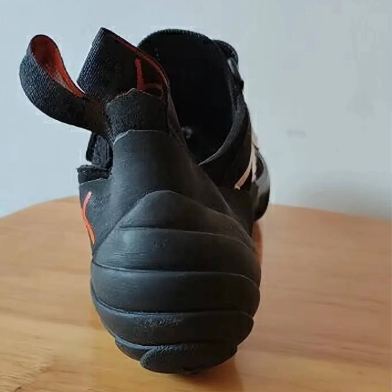 High-Quality Design Fashion Sports Shoes Outdoor Waterproof Non-Slip Climbing Shoes