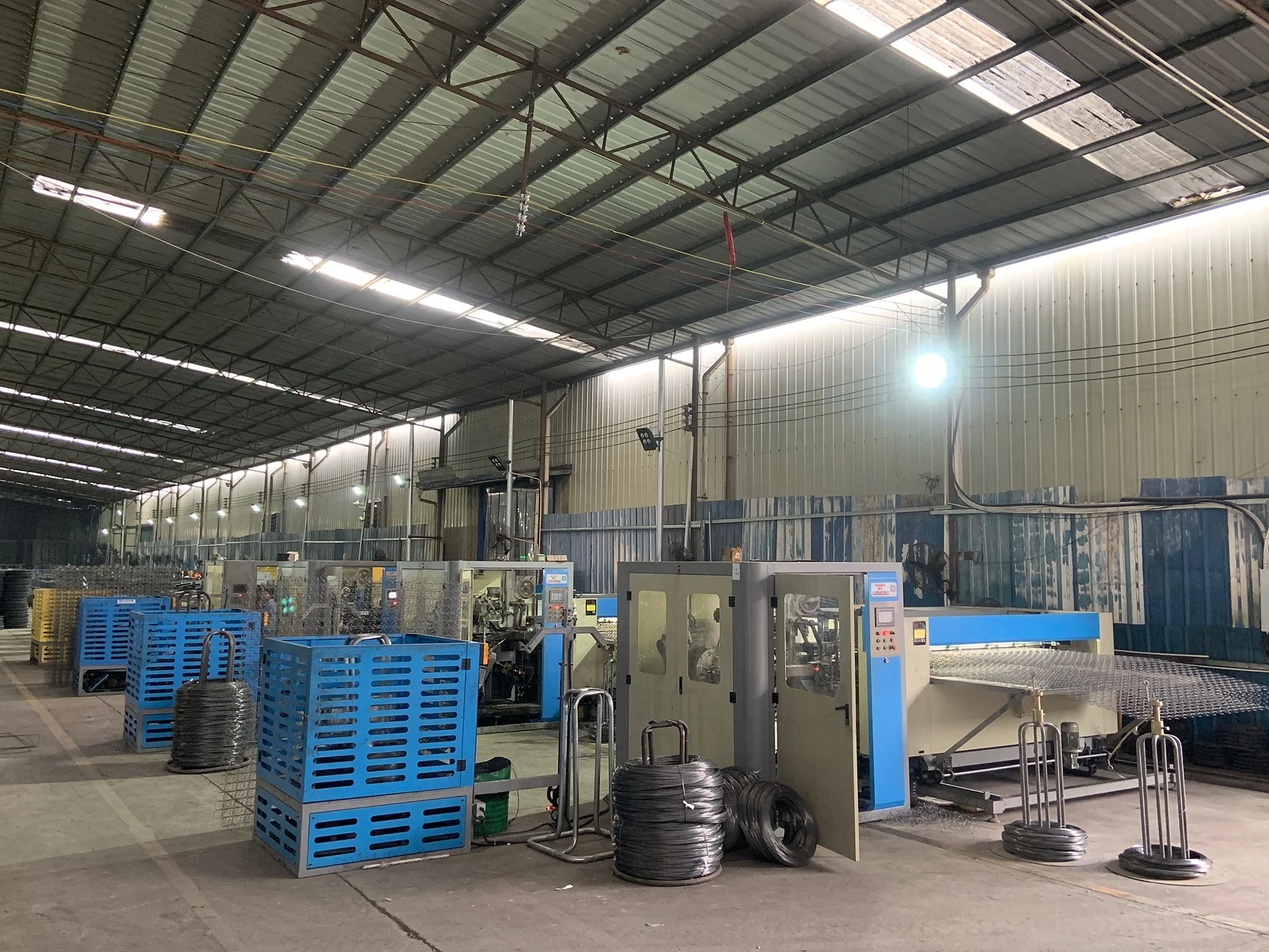 OEM ODM of large high quality and quantity chinese bonnell coil springs for mattress wholesale factory