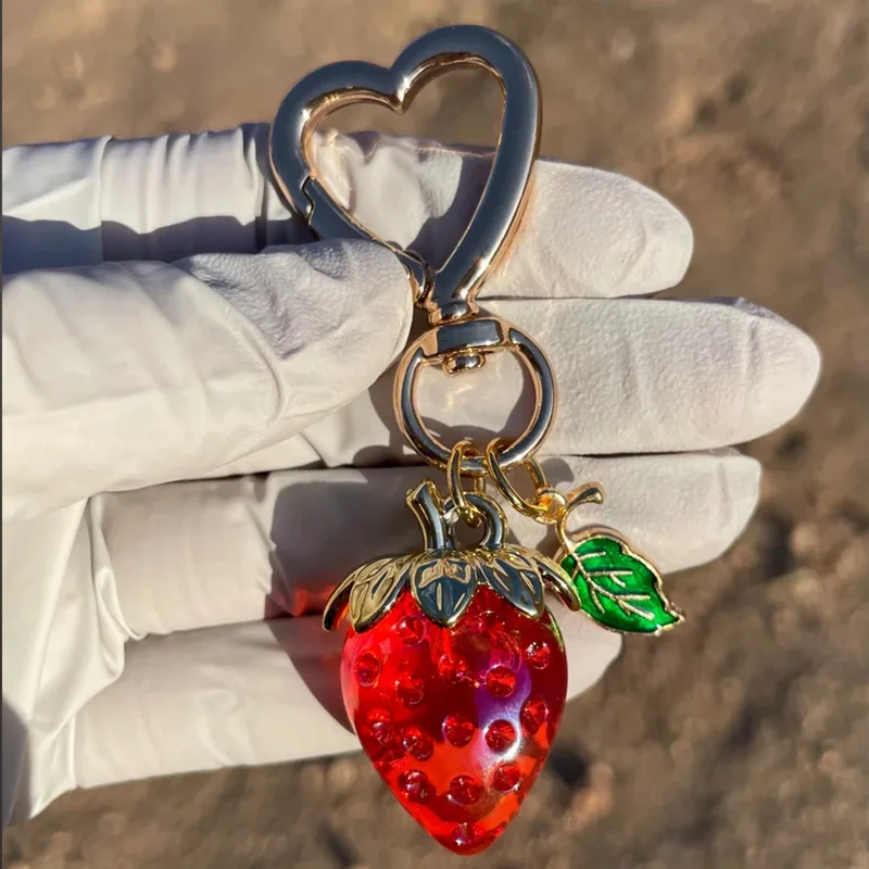 Latest Fruit Strawberry Keychain with Heart Funky Y2K Enamel Leaf Keychain Love Gift for Girlfriend