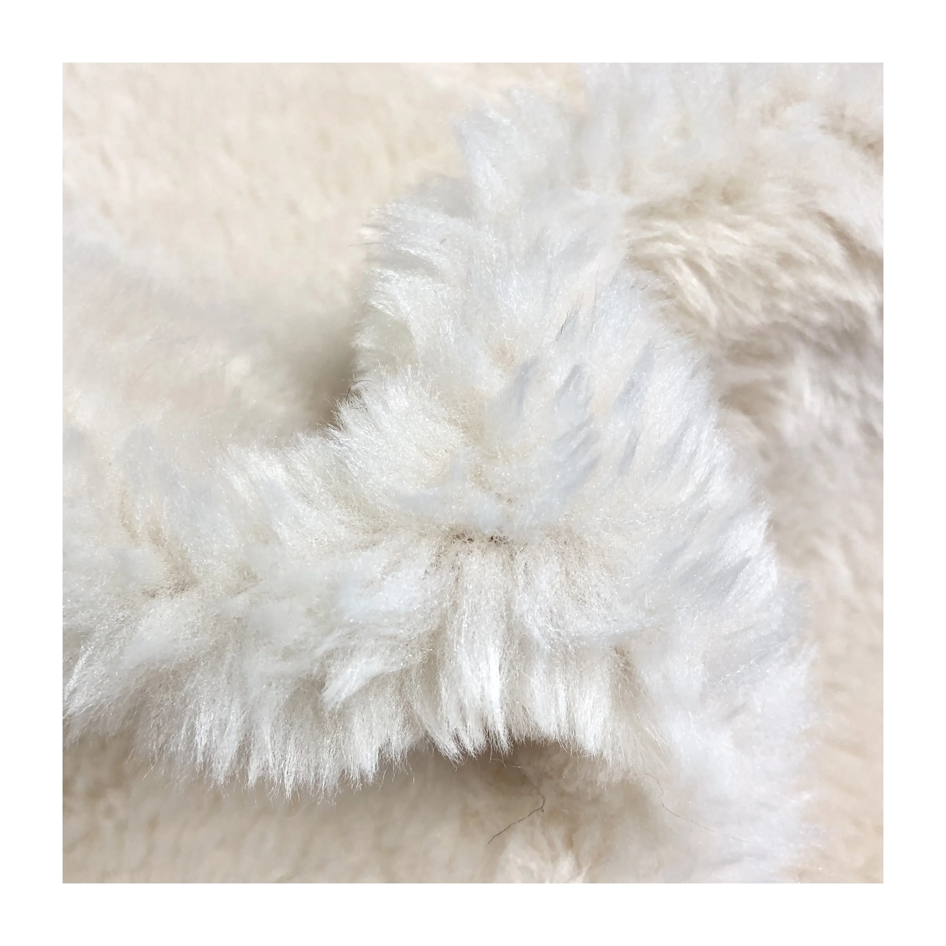 Оптовая продажа качества 11 мм дешево белый 100% полиэстер длинный ворс Мягкий Кролик искусственный плюш мех ткань для ткани