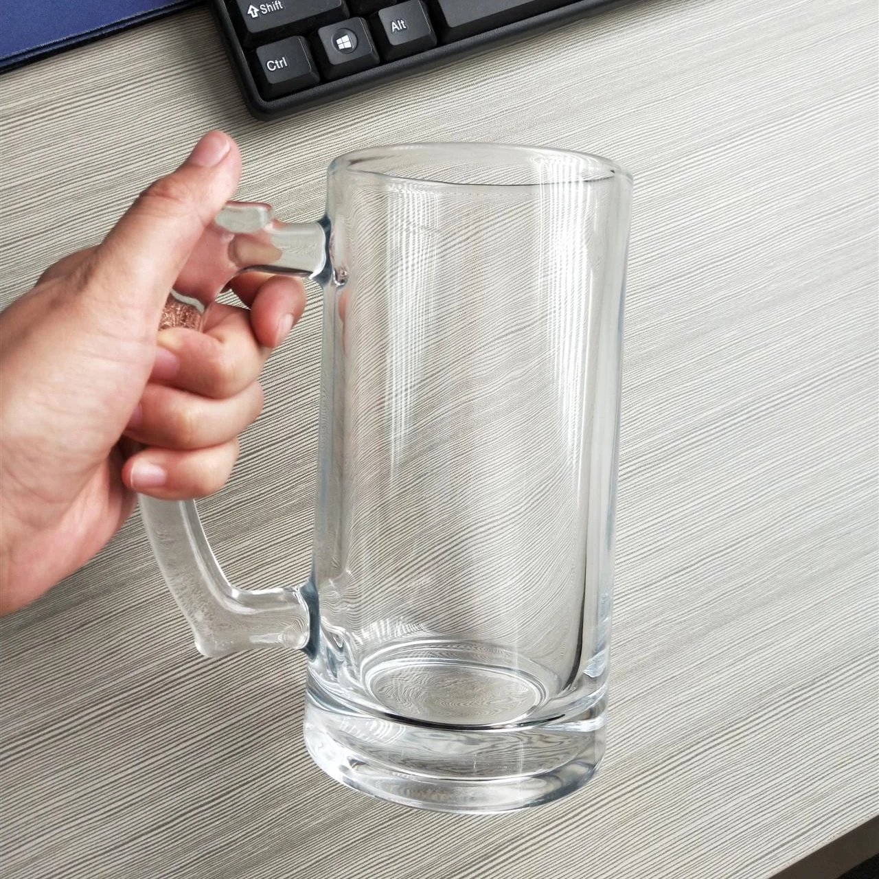 Factory price promotion Wholesale Heavy Thick large capacity 25 oz Beer Glass Mug