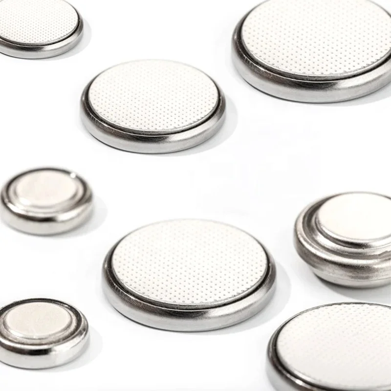 Factory Popular Lithium 3V Cr2032 210mAh Cr Series Button Cell Battery in Blister Card