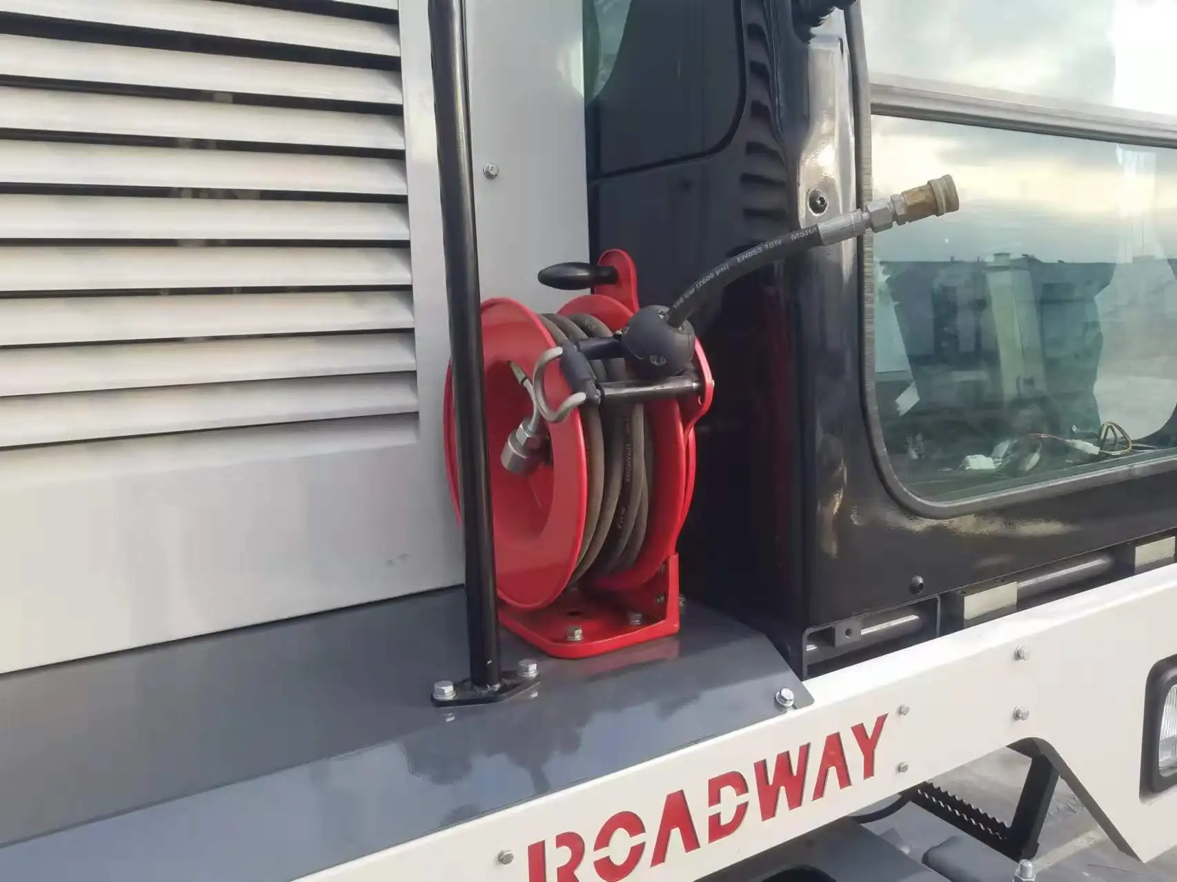 Multi-Functional Road Pothole Patcher Truck With Good Service