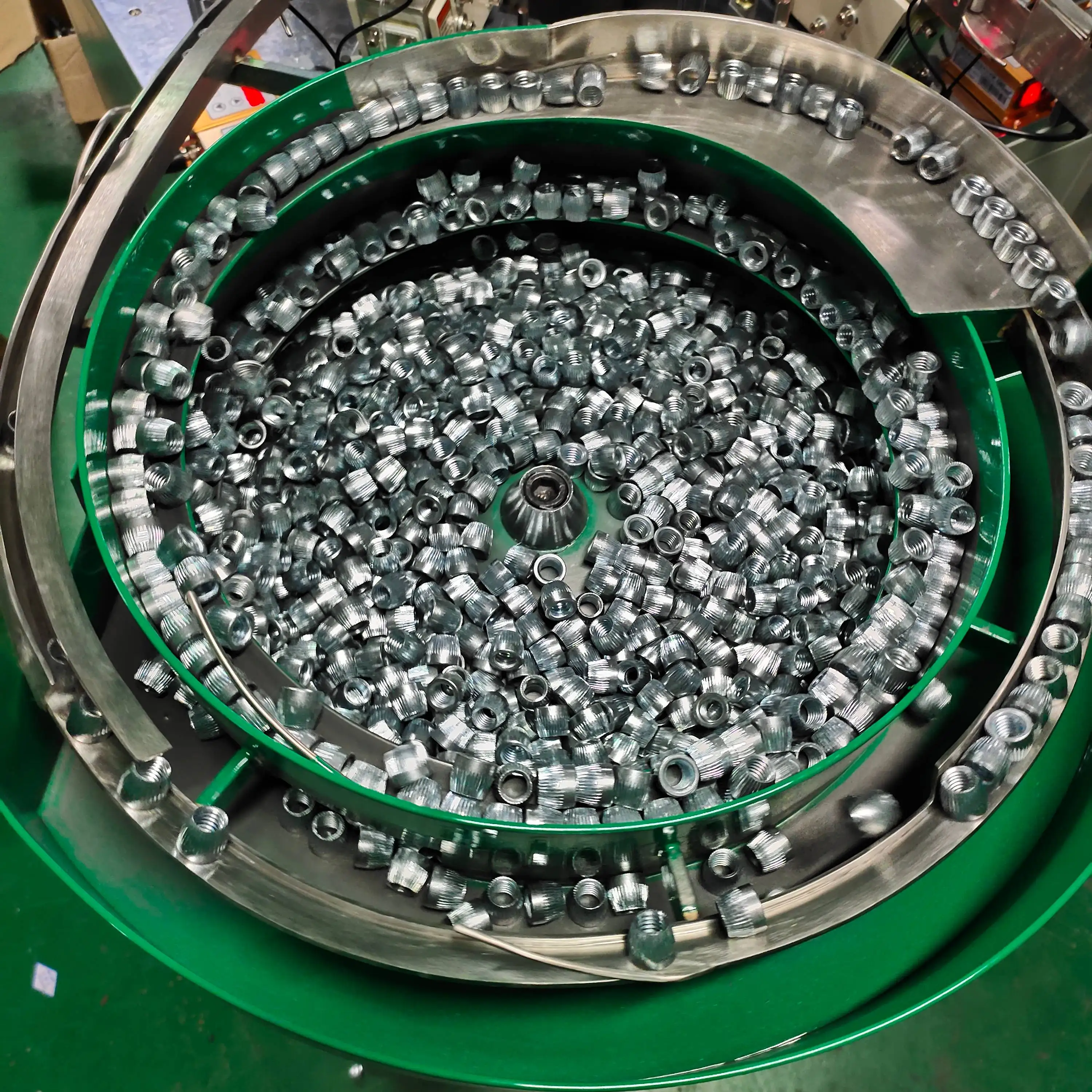 Hex Bolt Stainless Steel Concrete Sleeve Anchor  assembly  machine