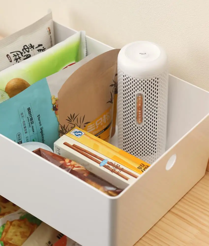 Deerma CS50M Mini Dehumidifier with Renewable Silica Gel Crystals for Wardrobe or Bookcase