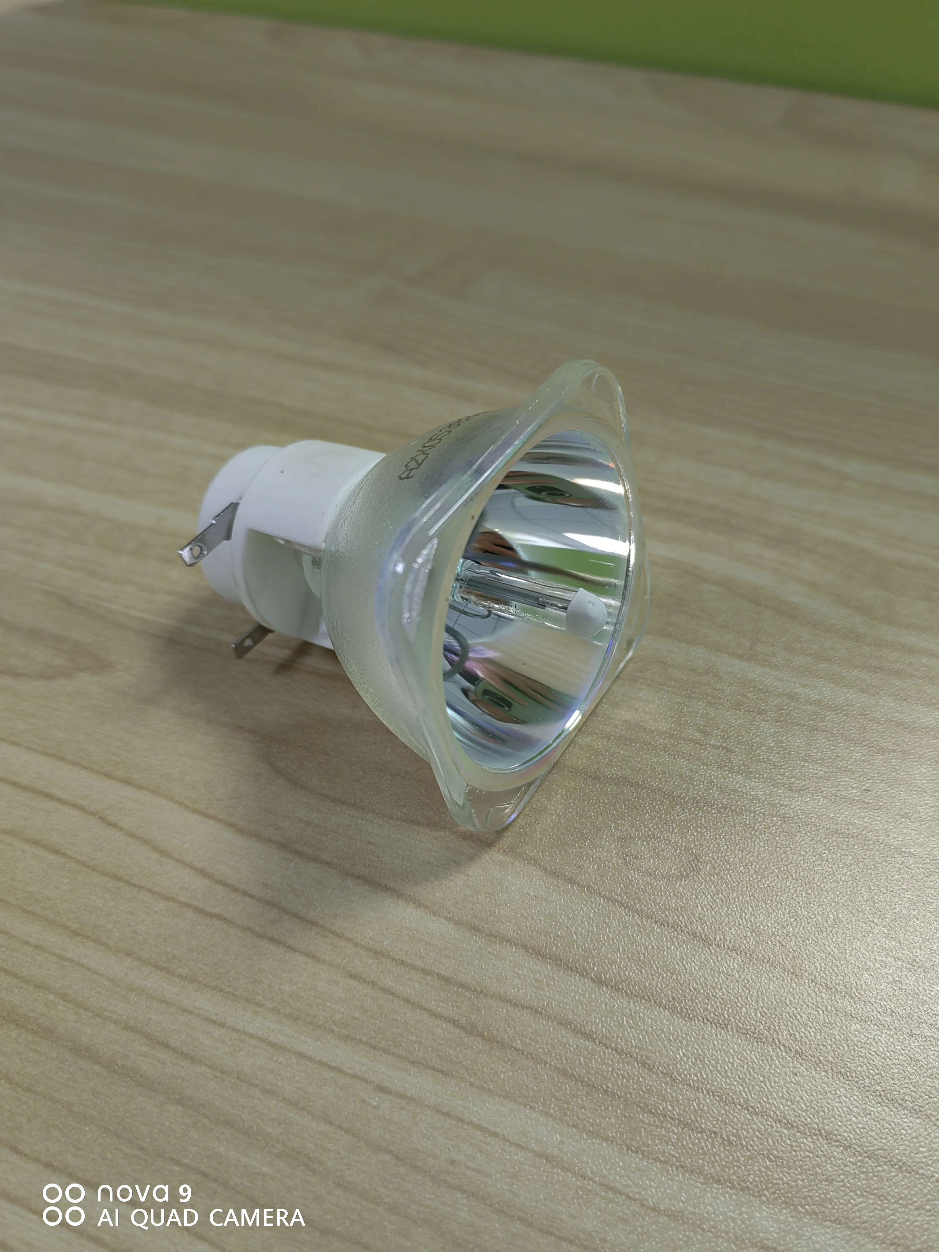 High Quality 7R 230w Sharpy Beam/Moving Head Spot Light 7R MSD Platinum Stage Light Stage Lamp Bulb