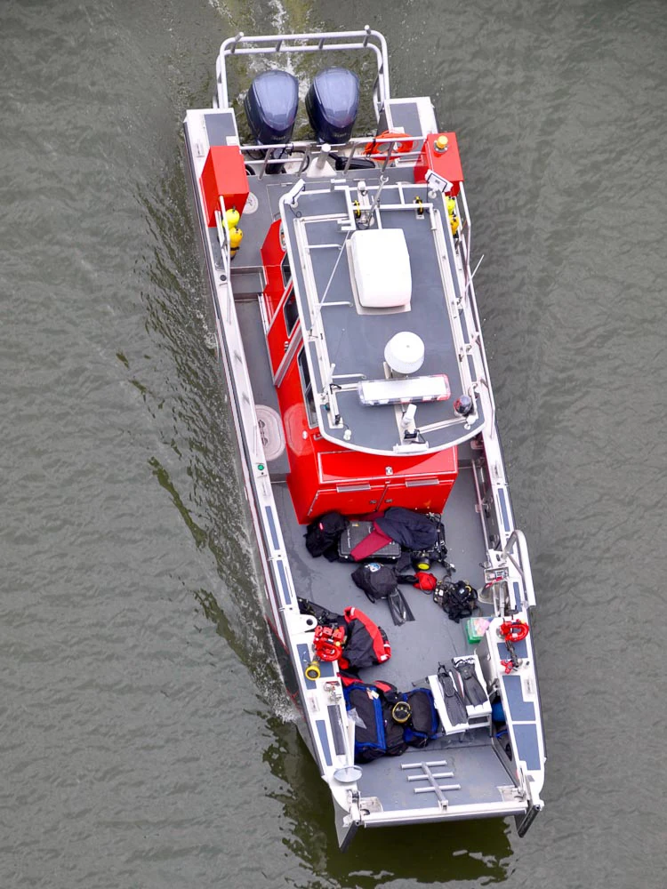 Australian Standard Fully Welded Aluminum Landing Craft Fire Fighting Rescue Pilot Boat for Sea Lake River Use Rowing Boats Sale