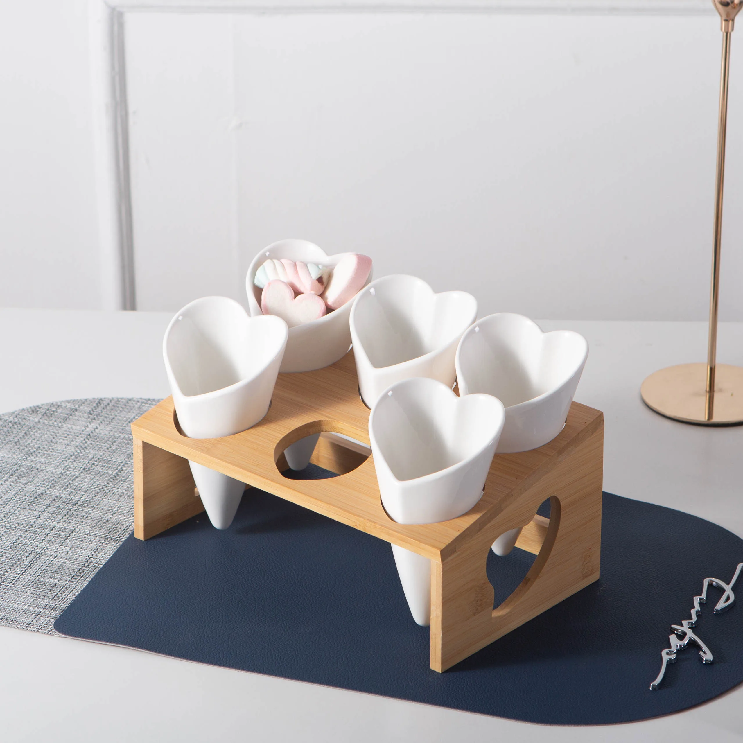 Ready To Ship Heart Stone Porcelain fry French Fries Cup Holder Hotel Serving Popcorn Ceramic bowl set