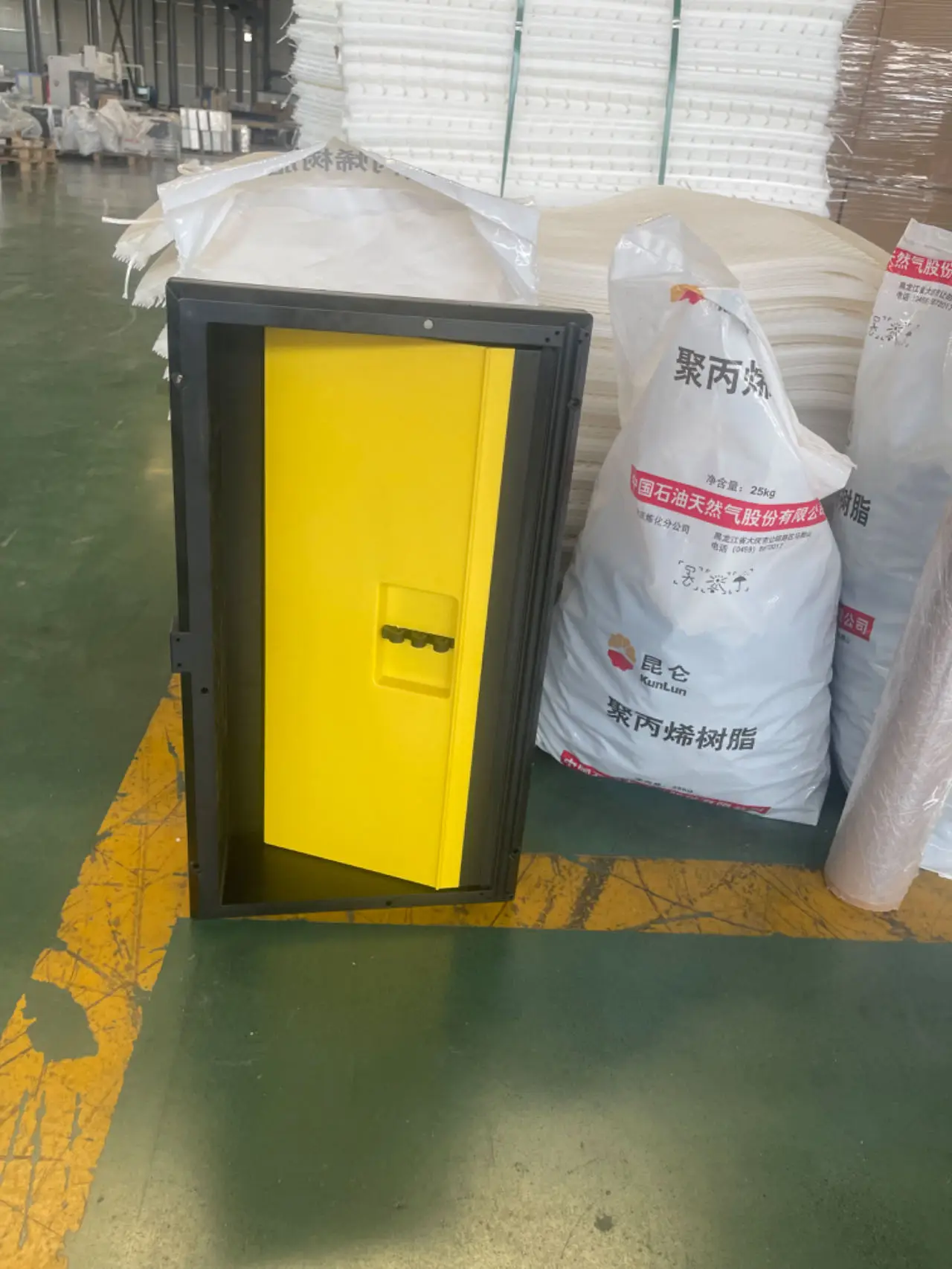 Automatic Plastic Air Vent Inlets for Poultry Chicken Houses Manual Window Air Inlet for Pig Farms Farm Core Component Bearing