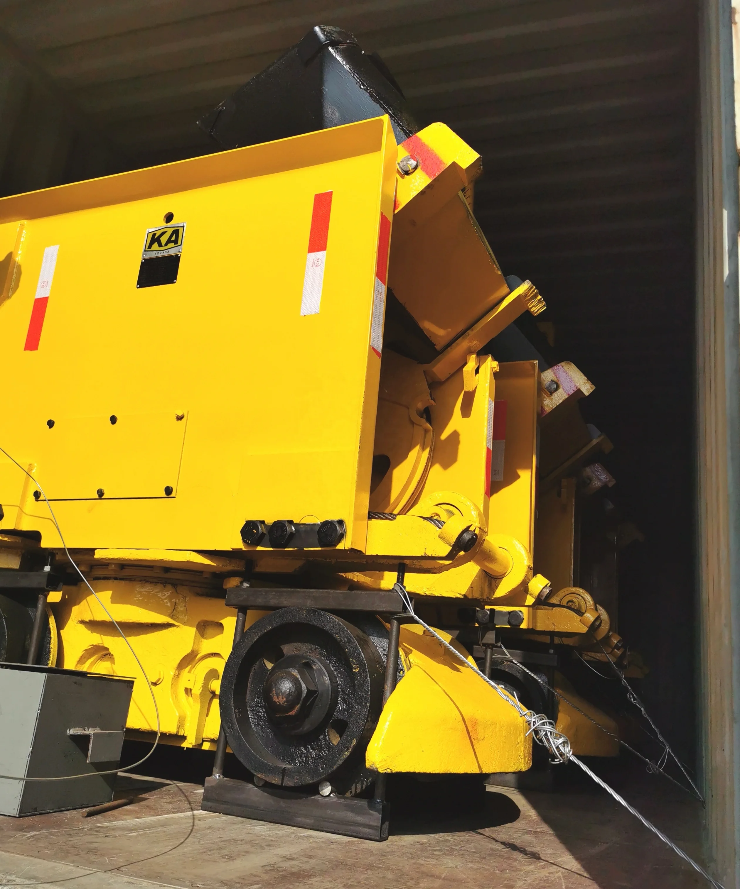 underground mining use wheeled stone loaders