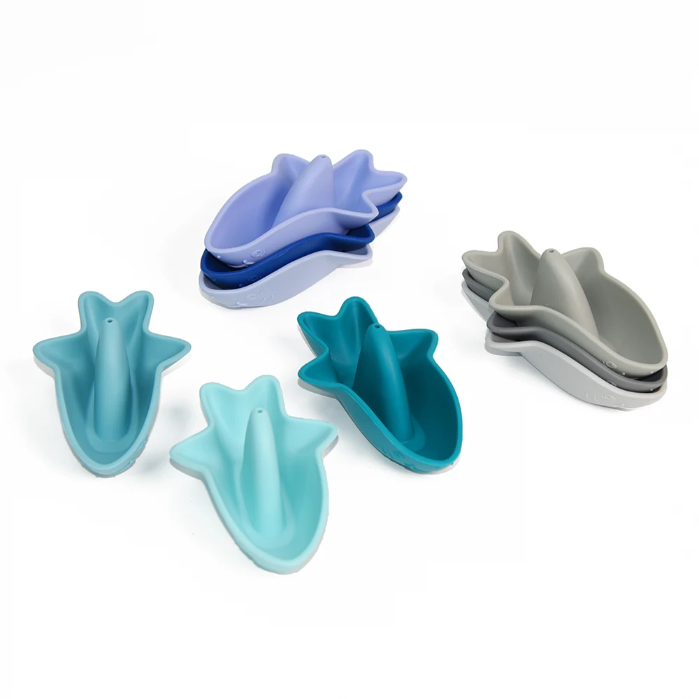 Silicone  Baby Bath Toy Shower Funnoy Factory Direct Sale Shark Boat Shapy Bath Toys Cute Floating Toy Softly