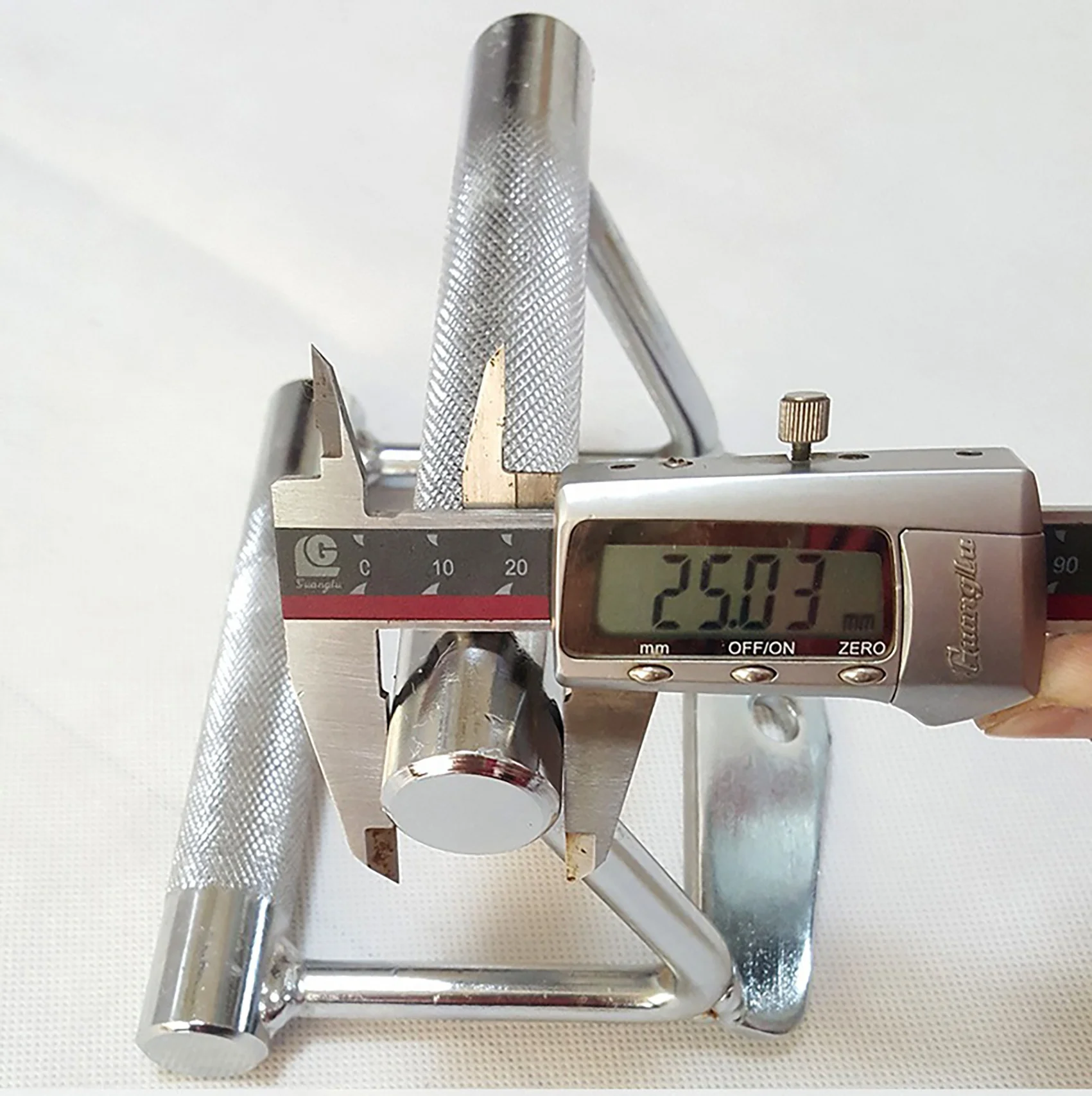 V Bar Double D Row Handle Cable Machine Accessories With Non Slip Handle And 360 Degree Steel Swivel For Gym Equipment Fitness