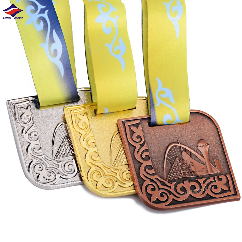 Longzhiyu 17 years metal medals supolier custom football sport medals wholesale antique gold soccer ball medals