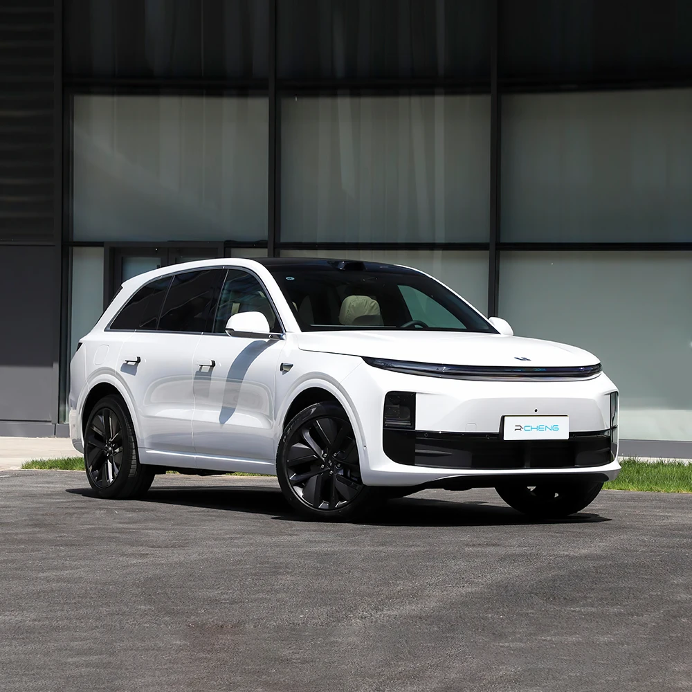 Hot Selling High Level Ideal L6 Hybrid Car Lixiang L6 pro Lixiang L6 Max SUV Family Car From China Wholesaler