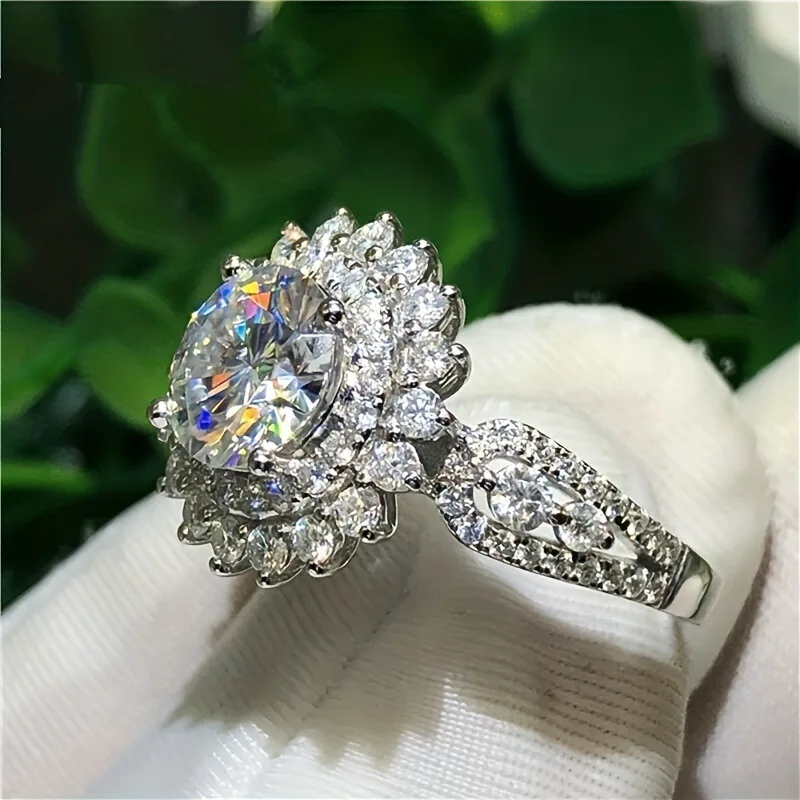 Europe and the United States explosive ring fashion popular ladies zircon ring luxury brand gem ring