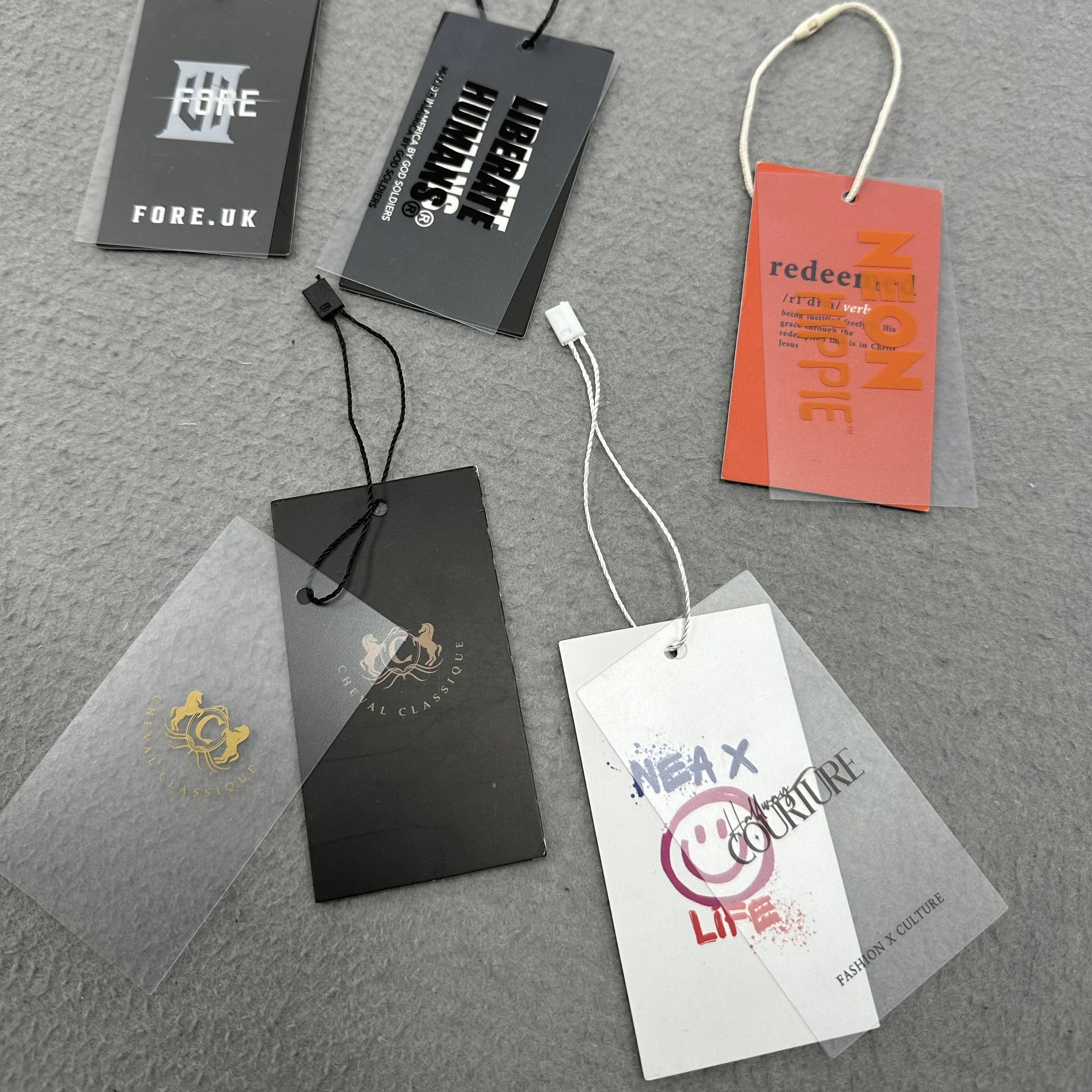 Custom Luxury Hanging Label with Free Slings Special Swing Paper Product Hang Tags for Clothing Garment