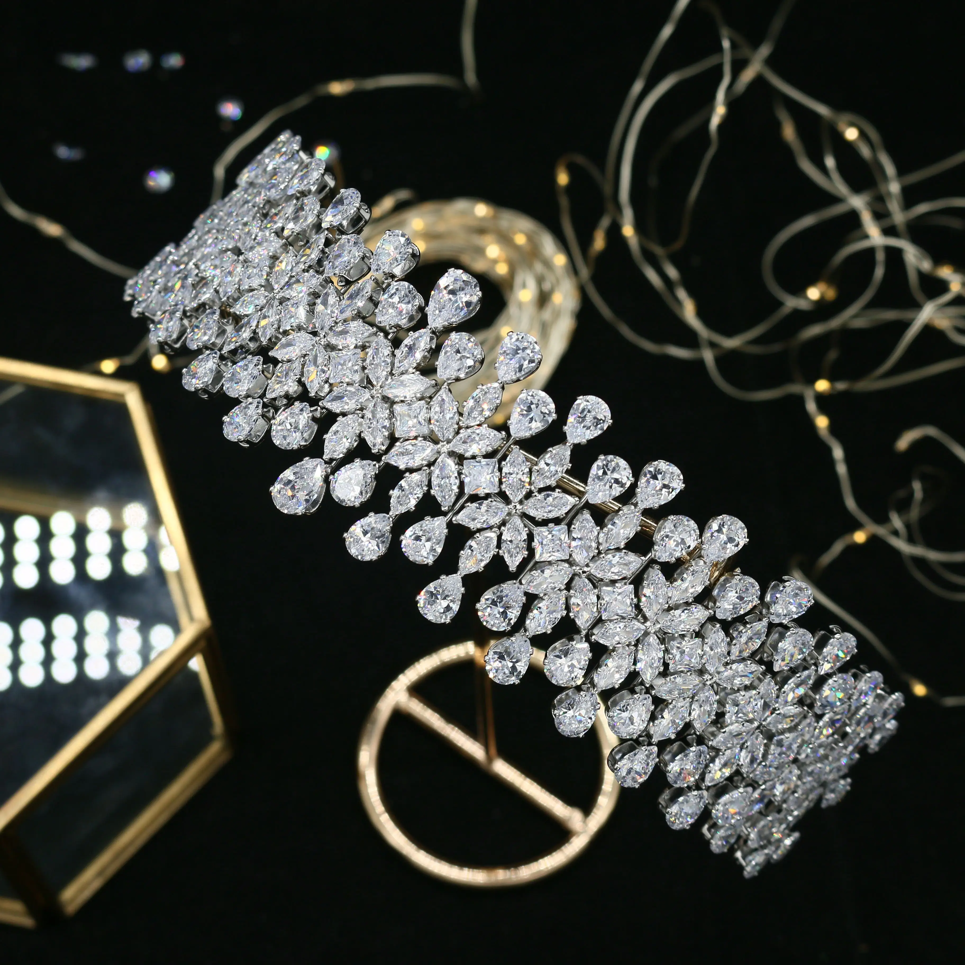 2020 новый дизайн Модный высококачественный Блестящий кубический цирконий балетный головной убор для выпускного вечера свадебный головной убор