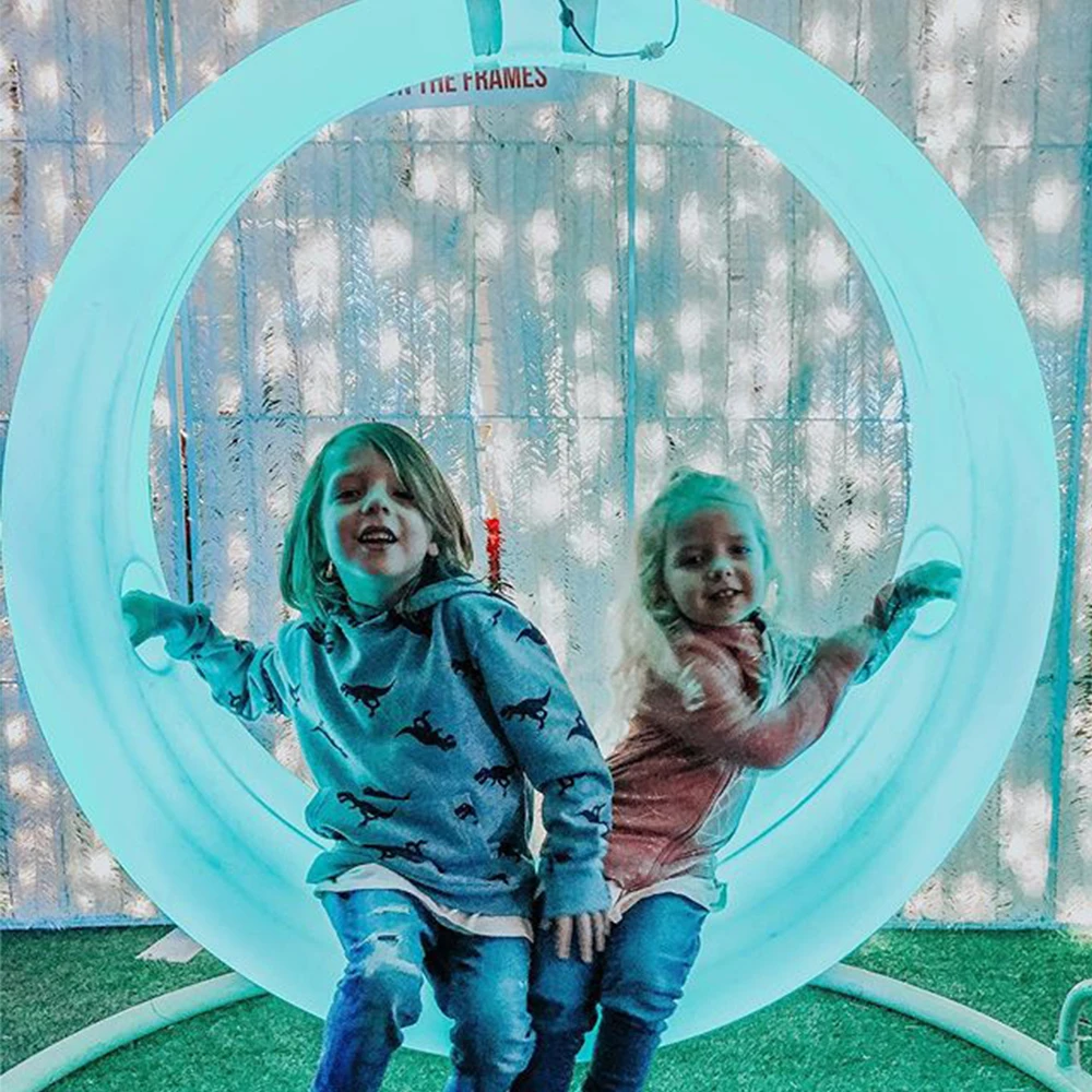 Популярные вися солнечной энергии светящиеся качели Blueteeth управления 16 видов цветов изменить цветная (RGB) светодиодная подсветка круглые качели кресло для отдыха на открытом воздухе