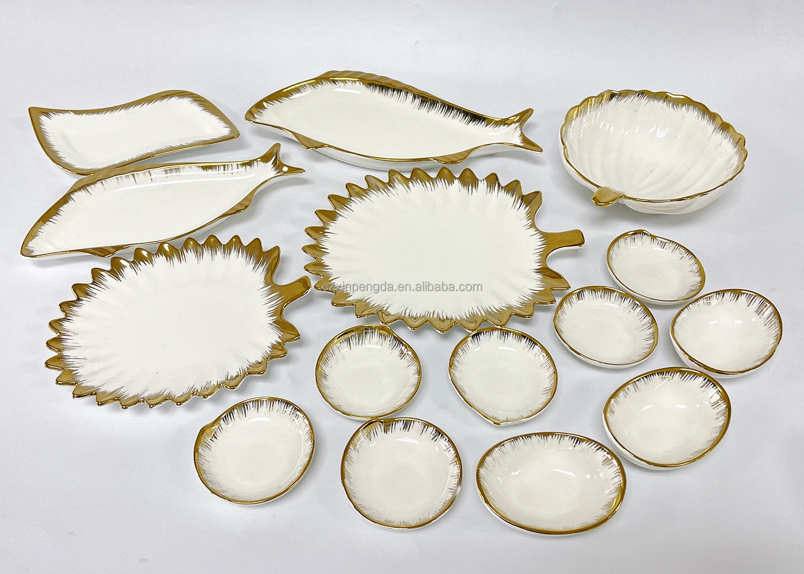 Chaoda cute and small gold rim ceramics bowl sauce dishes Tapas bowl porcelain Snack bowl with different gold rim stock