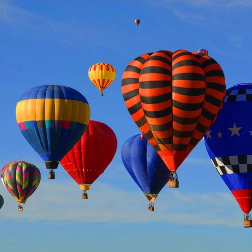 
cheap custom flying ballon 