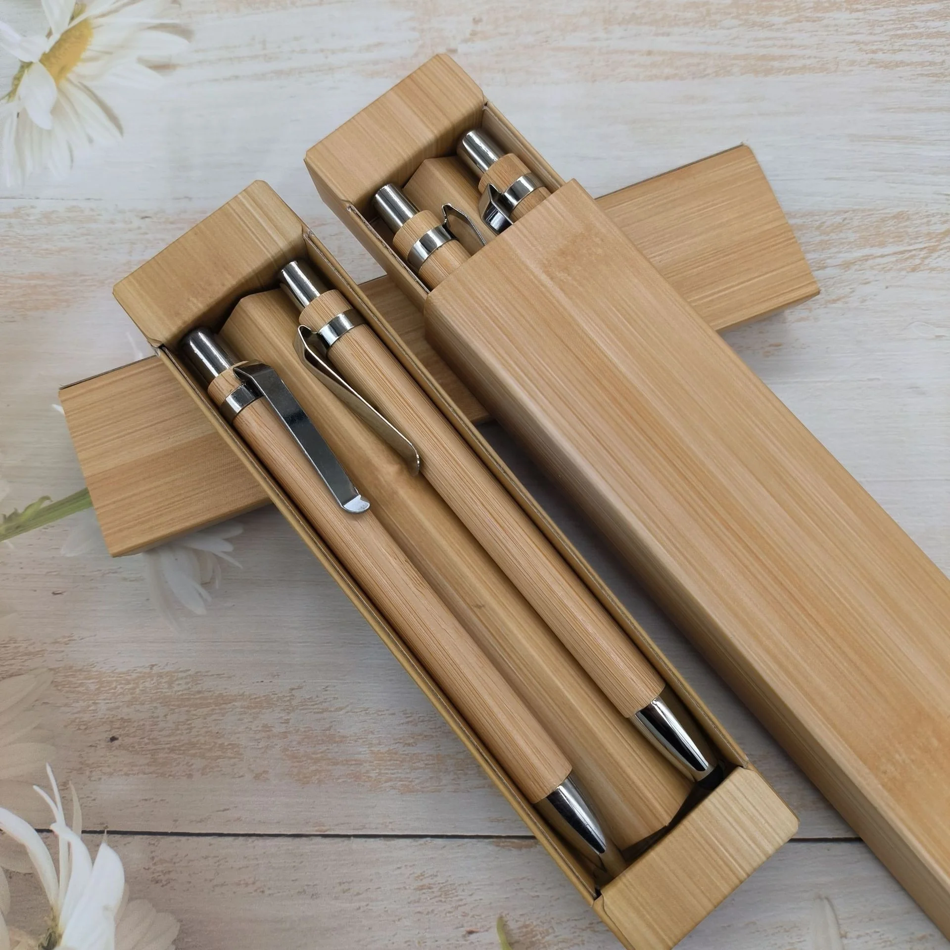 Promotional Bamboo Pen Custom Logo Eco Friendly Gel Ballpoint Pens High Quality Recycled Modern Luxury Pencil Gift Set