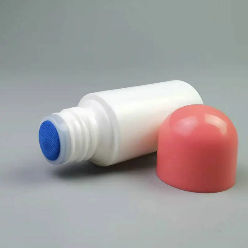 Wholesale Sponge Applicator Liniment Plastic Bottle 50ml PE Custom Logo Liquid Liniment Sponge Screw Cap Top Brush Bottles