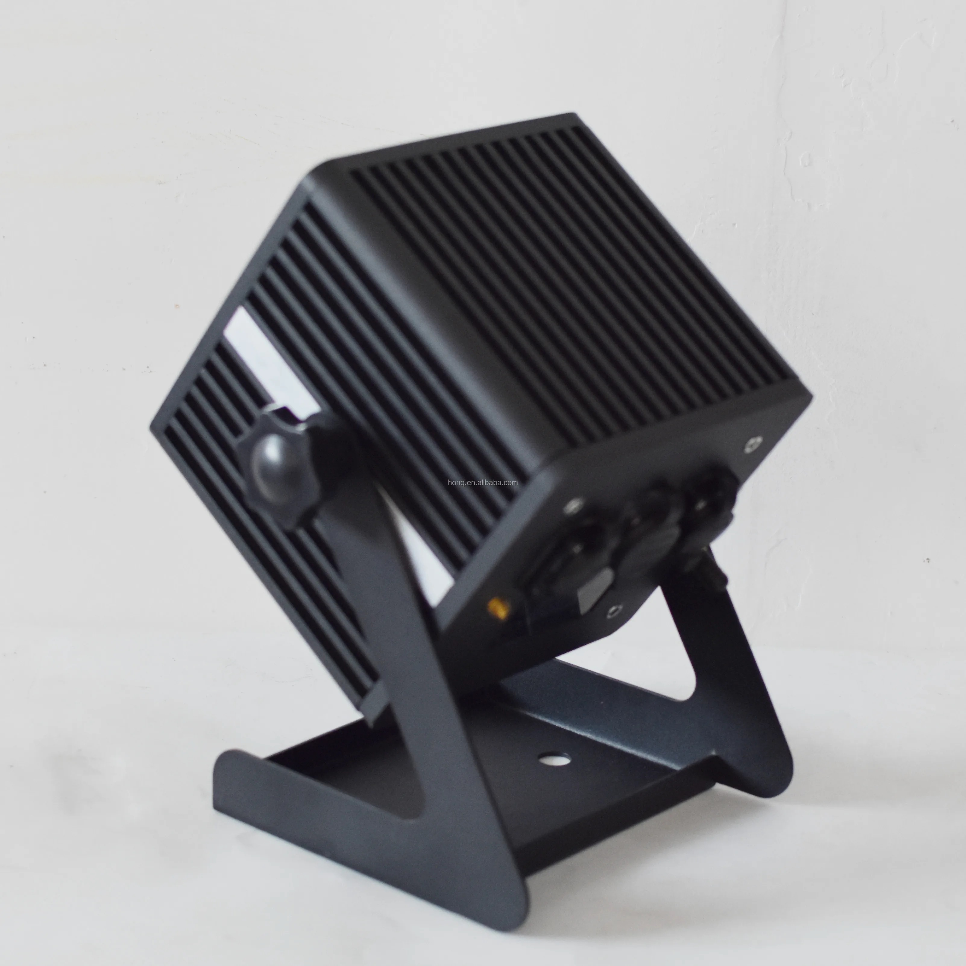  Высокое качество Guangzhou CE RoHS 4x18w беспроводной dmx с питанием от аккумулятора Светодиодный прожектор