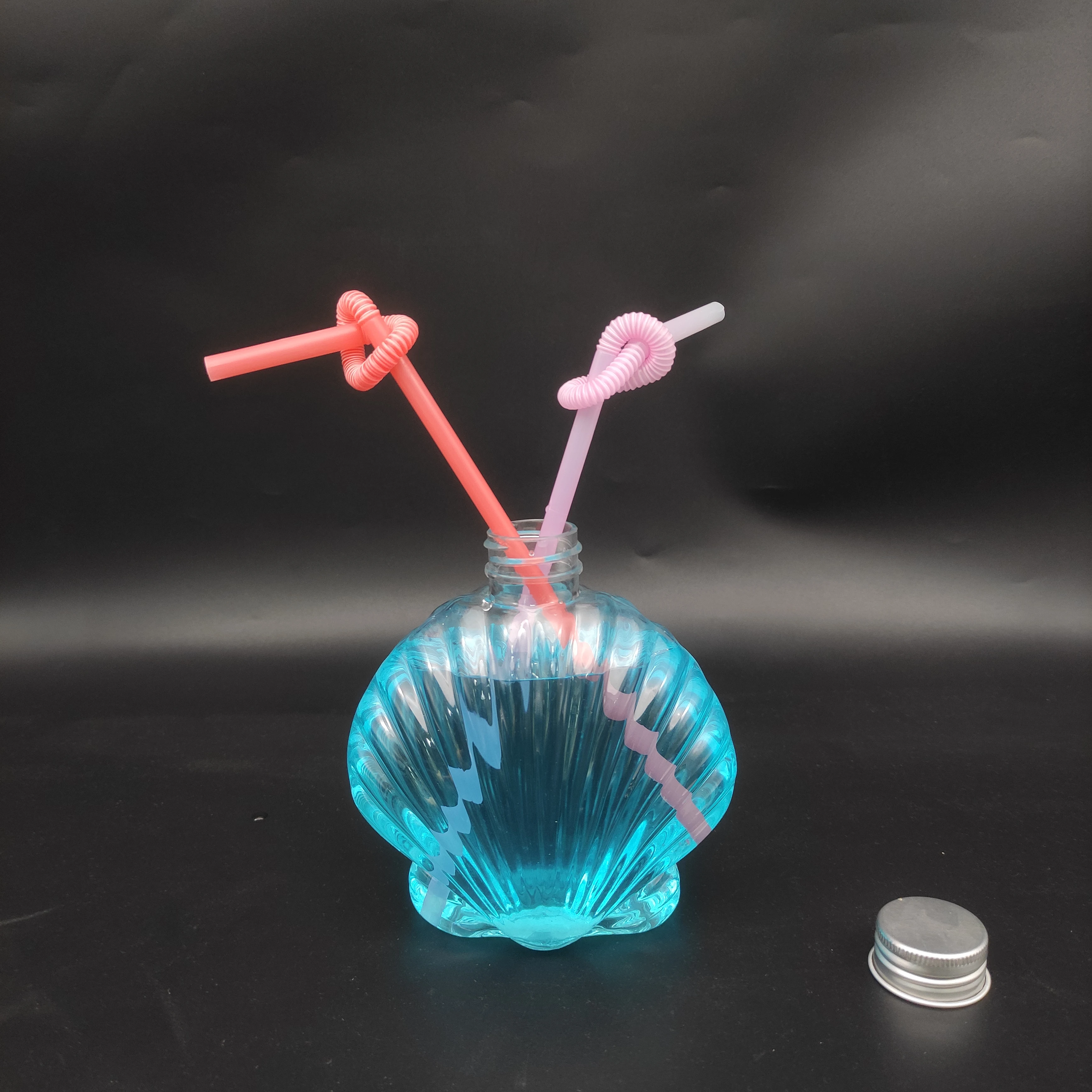 custom or standard factory unique shaped 350ml beverage juice milk bottles cute shell shaped plastic bubble tea cup