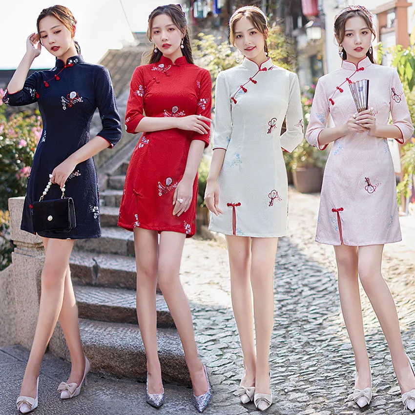 2024 New Improved Young Chinese Autumn Winter qipao plus size lace Dress for women