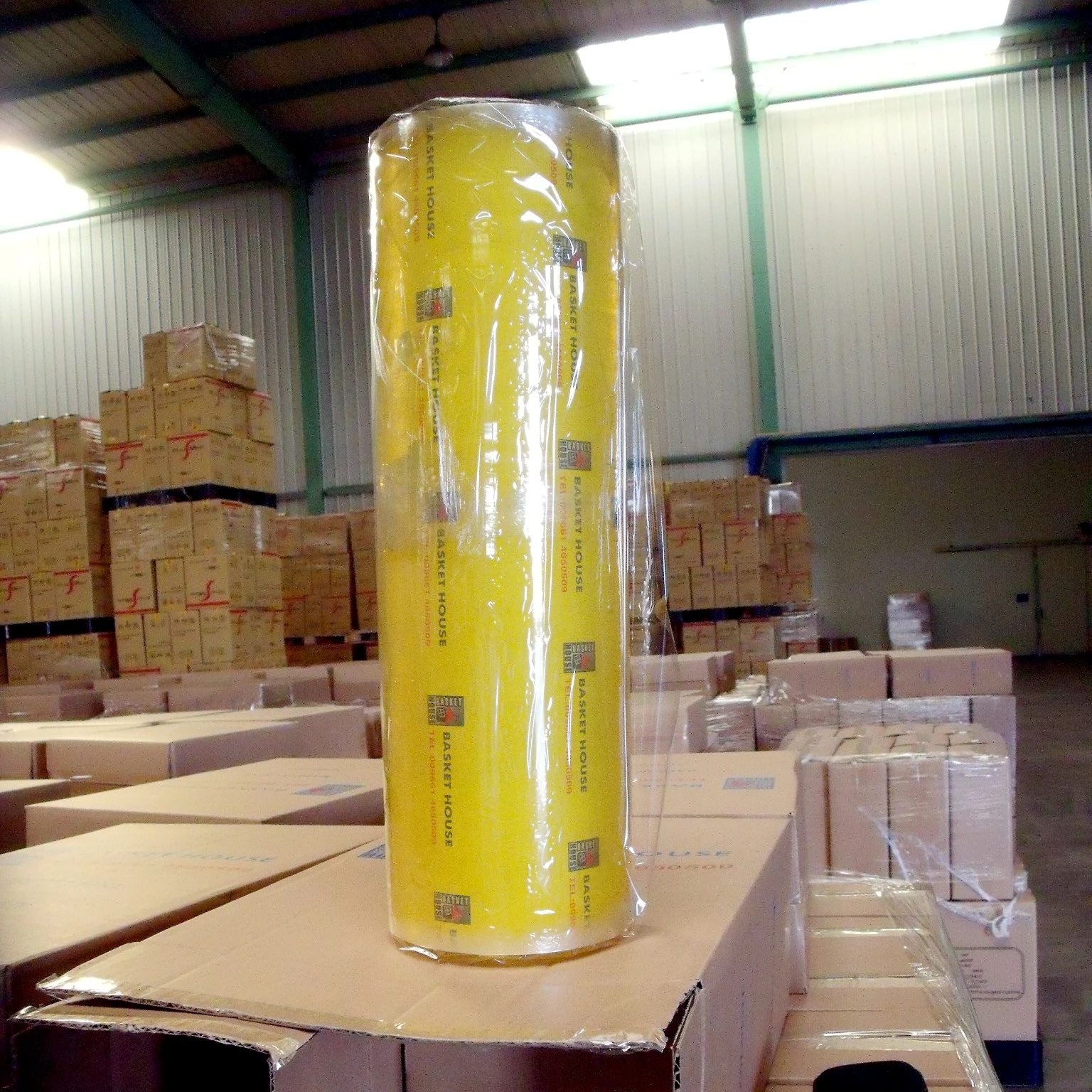 Plastic Food Packaging PVC Film Roll Manufacturer in China 10 micron Food Film Customize Fresh-keeping Plastic Stretch Film