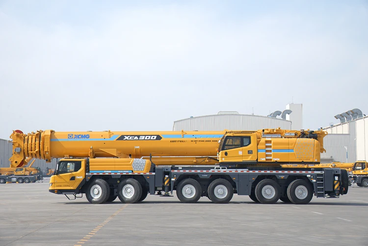 
XCMG XCA300 all terrain crane 300 ton mobile truck crane 