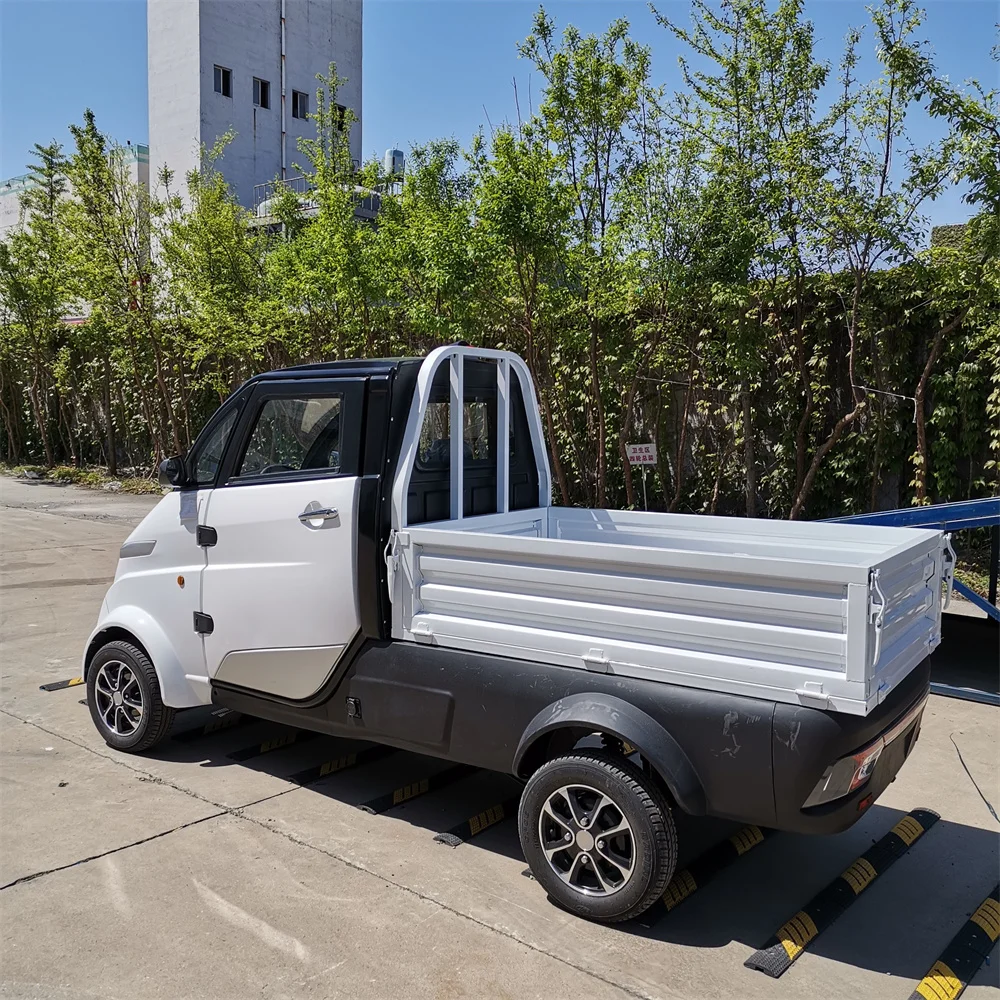 Runhorse EEC L7e electric 4wd mini utility truck