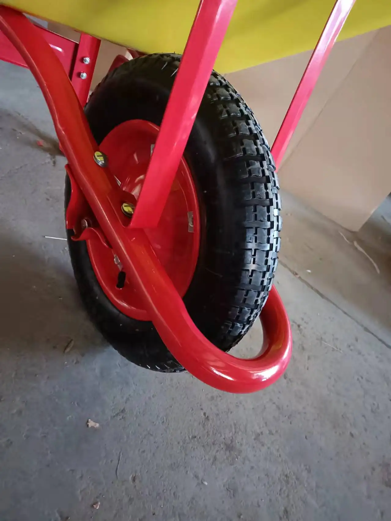 Indonesia wheel barrow