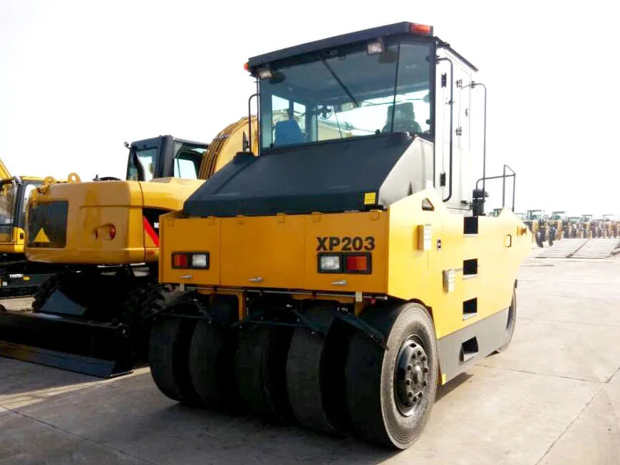 China Top Brand Pneumatic Tyre Wheels 20 ton XP203 Road Roller with High performance with Low Price for sale