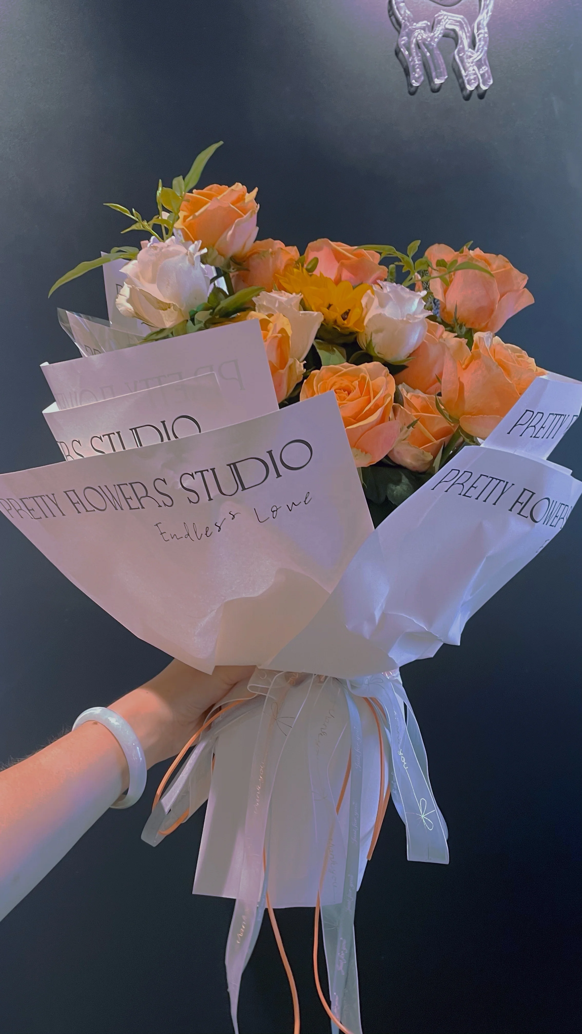 Цветочный Оранжевый и искренний букет Yuhuiting