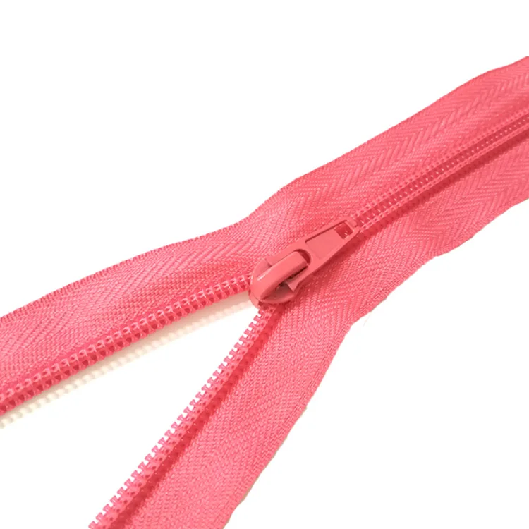Оптовая цена #3 нейлоновая молния с пластиковой пробкой открытый конец автоматический замок