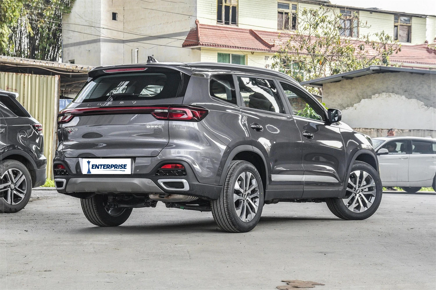 Автомобильный автомобиль Chery Tiggo 8 2024 Glory 230TCI автоматическая версия 7 мест внедорожник