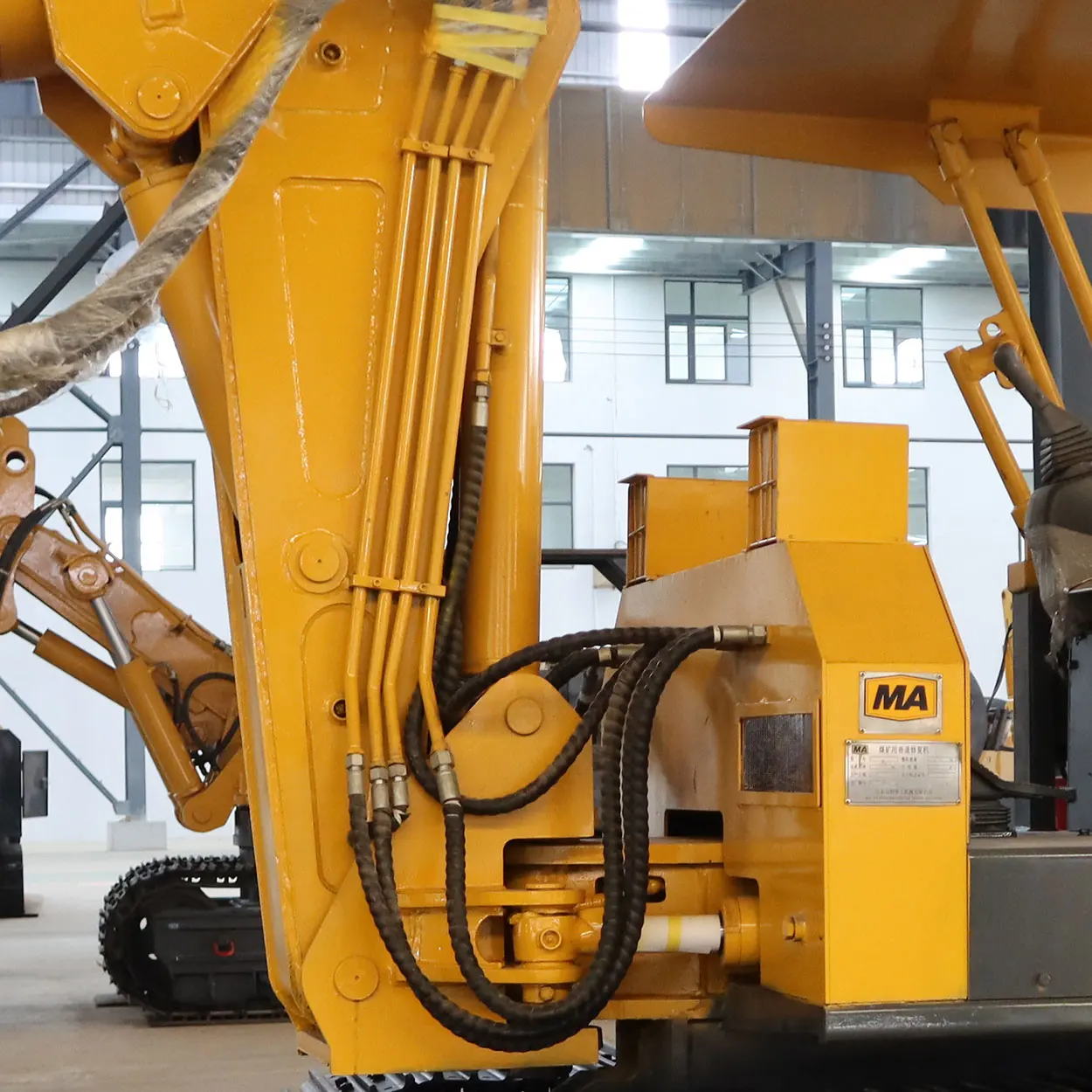 Heavy Duty 3 Section Arm  Excavator for Tunnel Construction